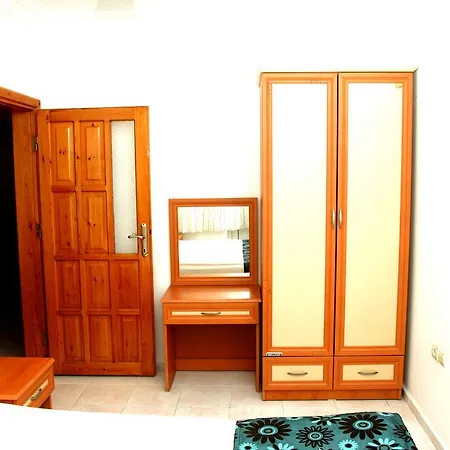 Aparthotel Orientt *